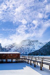 Le lac Prags Wildsee en hiver sur Melanie Viola