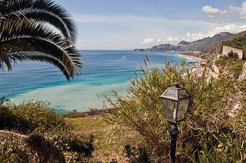 Baai van Taormina op het eiland Sicilië