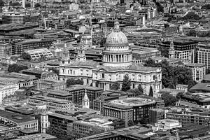 Cathédrale Saint-Paul de Londres - monochrome