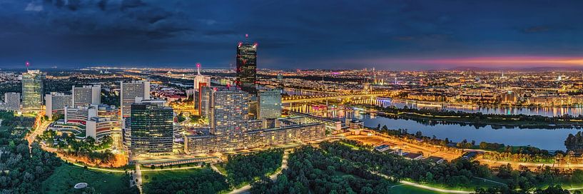 Vienna with a view of the Donaucity in the evening. by Voss Fine Art Fotografie