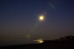 Mond über der Ostsee