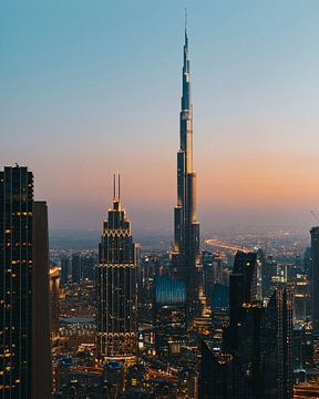 De wolkenkrabber Burj Khalifa in Dubai van MADK