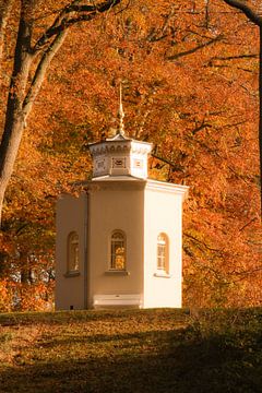 The tea-house of estate Mattemburgh in the autumn sun by Sabina Meerman