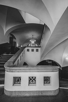 Architecturale elegantie - perspectieven in het trappenhuis van Karsten Rahn