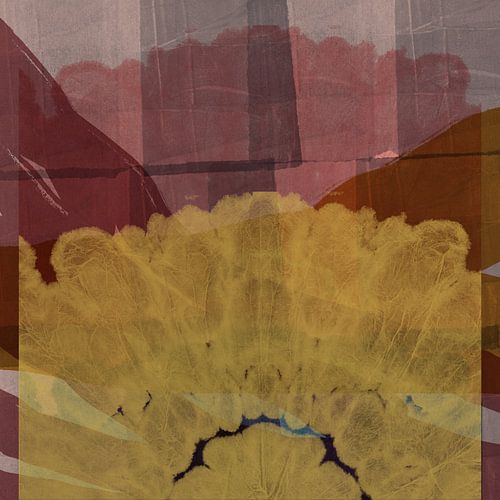 Paysage abstrait moderne en jaune naturel, marron chaud et taupe.