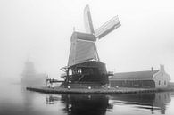 Windmühlen im Nebel von Bart Hendrix Miniaturansicht