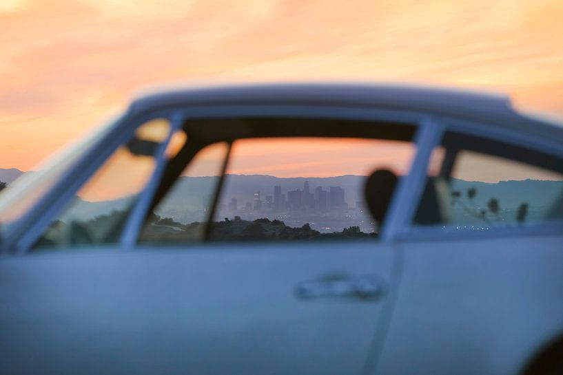 LA skyline through the window of a 911 van Maurice van den Tillaard