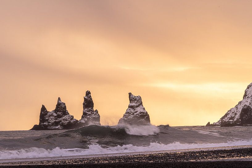 Vik, Vík í Mýrdal, IJsland van Diana Kors
