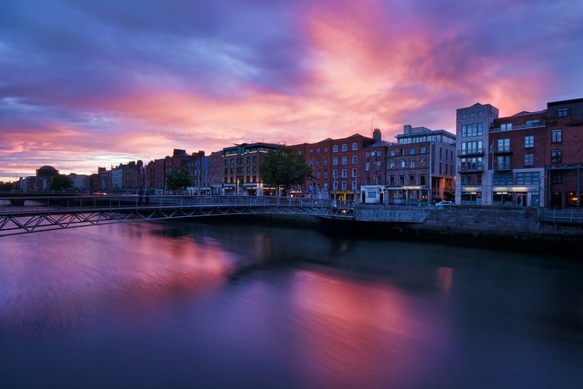 Dublin by Hello Pompoyo
