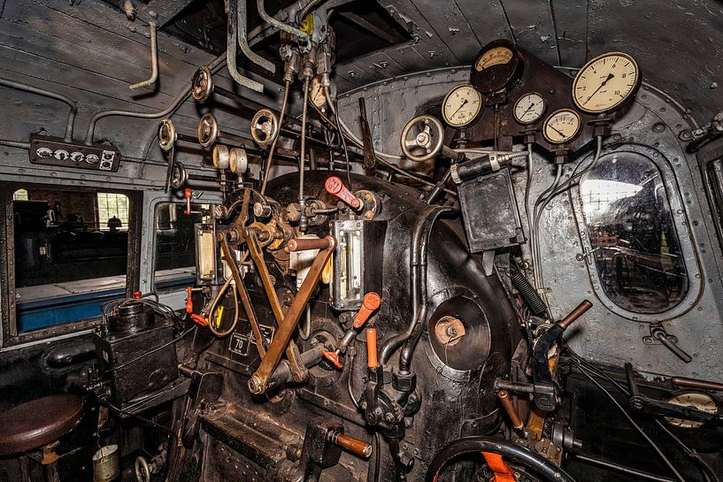 Baureihe 58 Steam Locomotive by Rob Boon