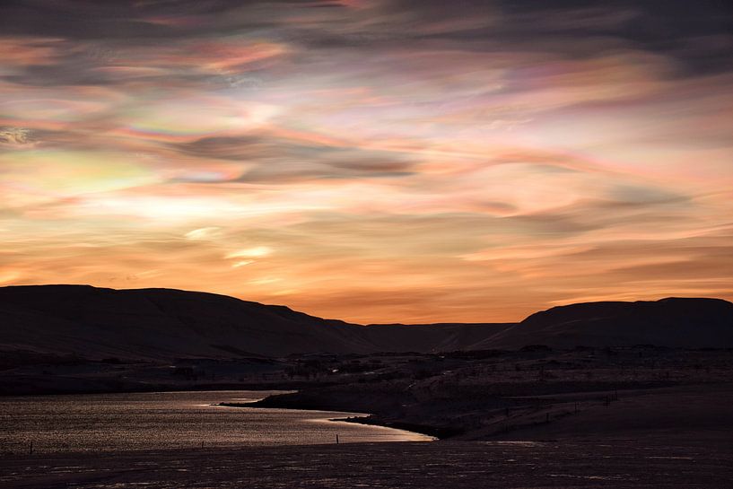 Perlmutt-Wolken von Elisa in Iceland