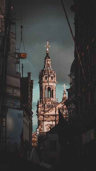 Antwerp by Hello Pompoyo