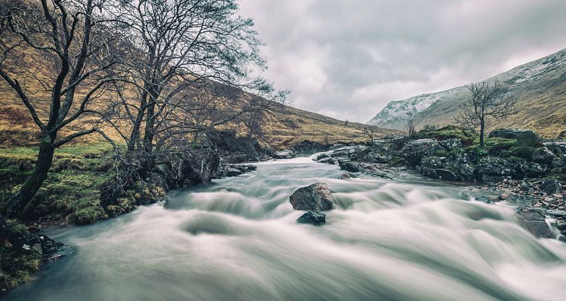 Der Fluss Glenn Etive in Schottland von Martijn van Dellen