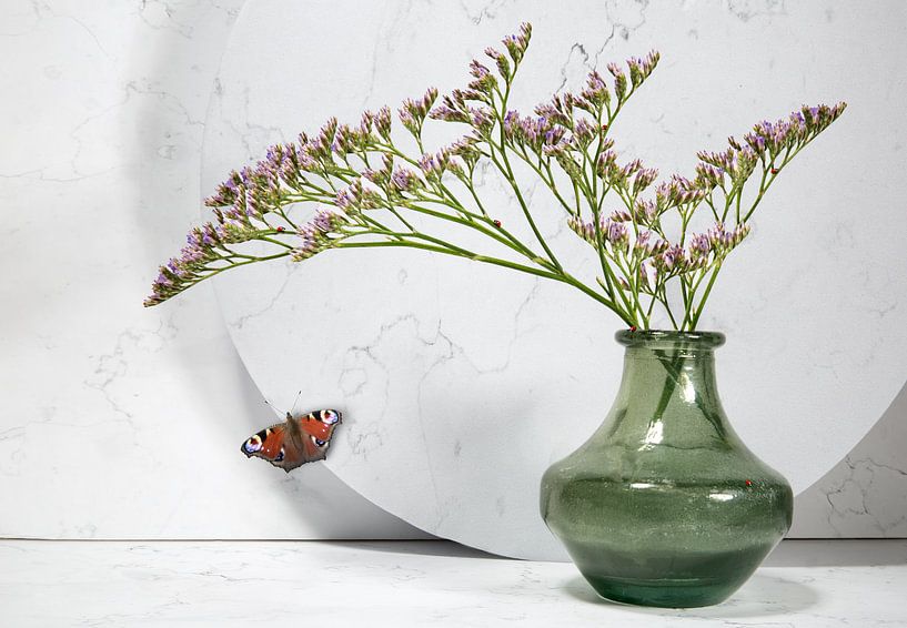 Still life with vase by Fine Art Flower - Artist Sander van Laar