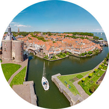 De Oude Haven met stadspoort de Drommedaris, Enkhuizen, , Noord-Holland van Rene van der Meer