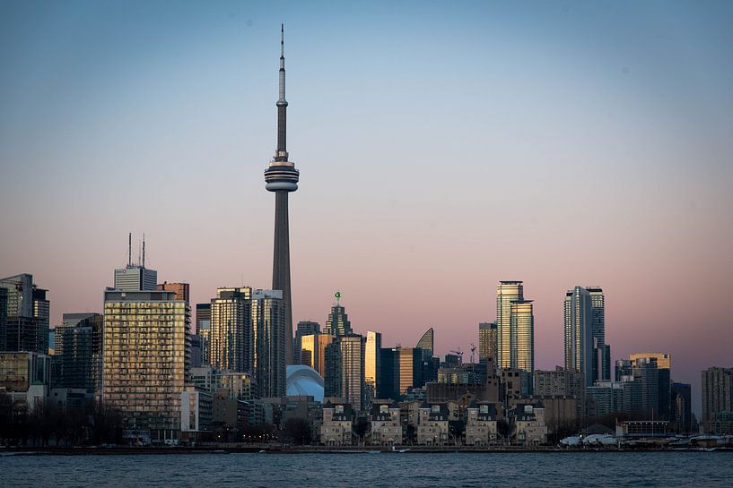 Toronto by Hello Pompoyo