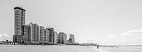 Skyline, badstrand en boulevard van Vlissingen (panorama)