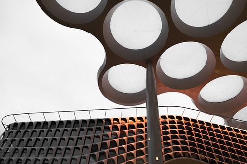 Bulb roof and facade High Catharijne