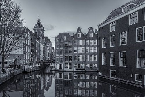 Amsterdam by Day - Oudezijds Voorburgwal - 4