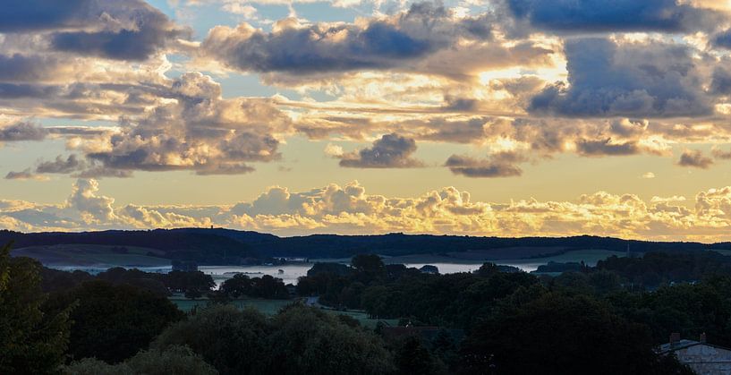 Stimmungsvoller Sonnenaufgang über Vilmnitz, Putbus von GH Foto & Artdesign