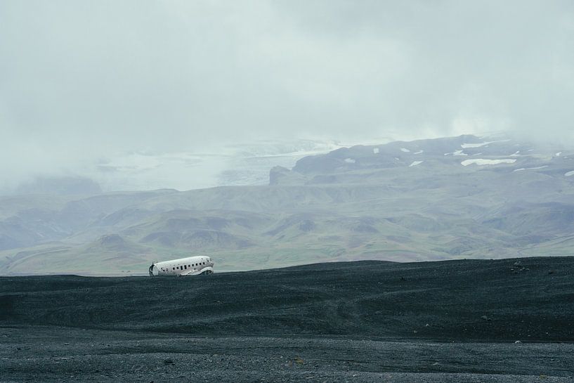 Abgestürztes Flugzeug in Island von Shanti Hesse