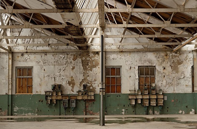 Enka Ede by Elly Brans