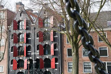 Pakhuizen in Amsterdam van Barbara Brolsma