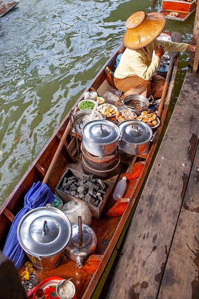Drijvende markt in Thailand van t.ART