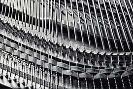 Strings Piano by Luc V.be