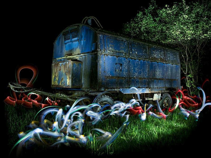 le pendentif bleu par Rolf Sörensen