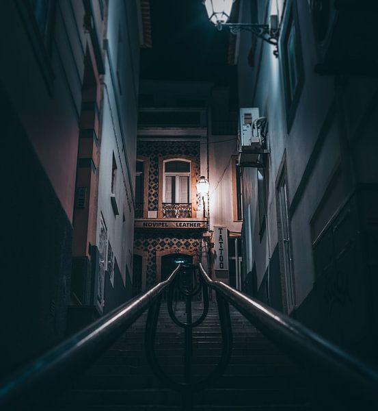 Escaliers la nuit par Swittshots