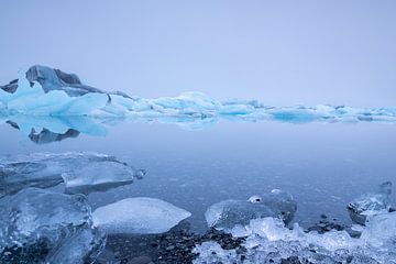 Gletsjer meer in IJsland van PeetMagneet