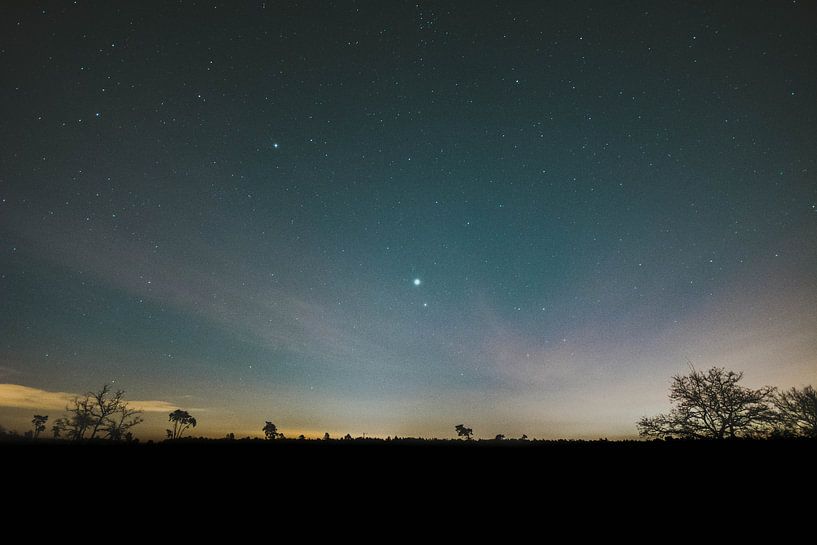 Ciel étoilé sur les dunes de Drunense - Photographie de nuit par Emmory Schröder