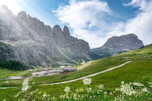Die Gipfel der Sellagruppe über dem Grödnerjoch, Dolomiten