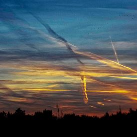 Zonondergang ergens in Friesland van Kiya Fotografie