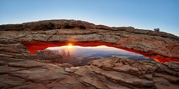 Zonsopgang bij Mesa Arch