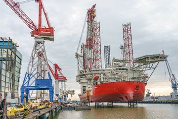 Seaway Ventus installatieschip. van Jaap van den Berg