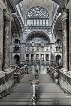 Antwerpen centraal station van Humphry Jacobs