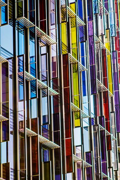 Colorful windows van Sander van Mierlo