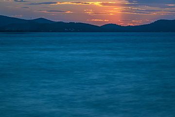 Kroatië : Zonsondergang op het strand van Kolovare Zadar van Photoart-Naegele