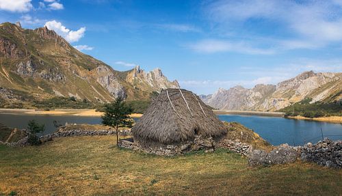 Teito, een oude hut in het dal van het meer, Asturië