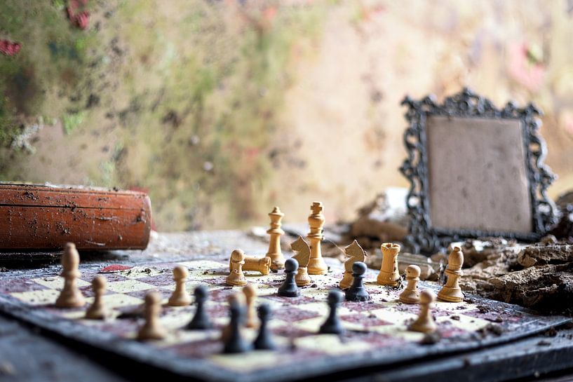 chessboard in decline by Kristof Ven