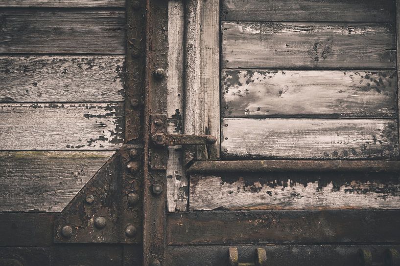 Verweerde Historische Treinwagon par Kees van der Rest