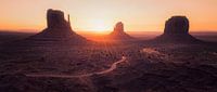 Navajo Silhouetten van Loris Photography thumbnail
