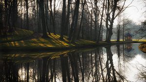 Reflecties en prieel op landgoed Elswout van Paul Beentjes