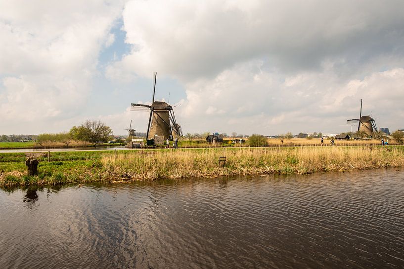 Kinderdijk Windmolens par Brian Morgan