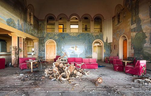 Discothèque abandonnée.