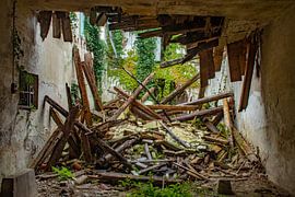 Collapsed floor by AH-Fotografie