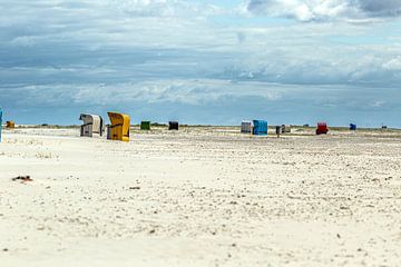 meerdere strandstoelen van Thomas Heitz