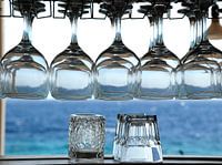 Glass und Wasser